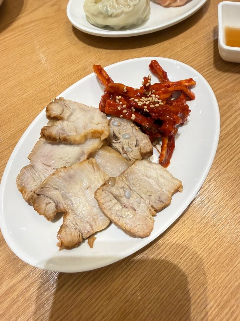 황생가칼국수 수육